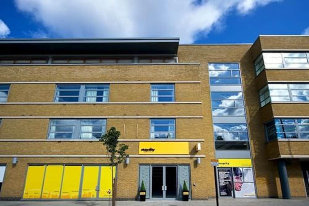 Staycity Aparthotels London Greenwich High Road מראה חיצוני תמונה